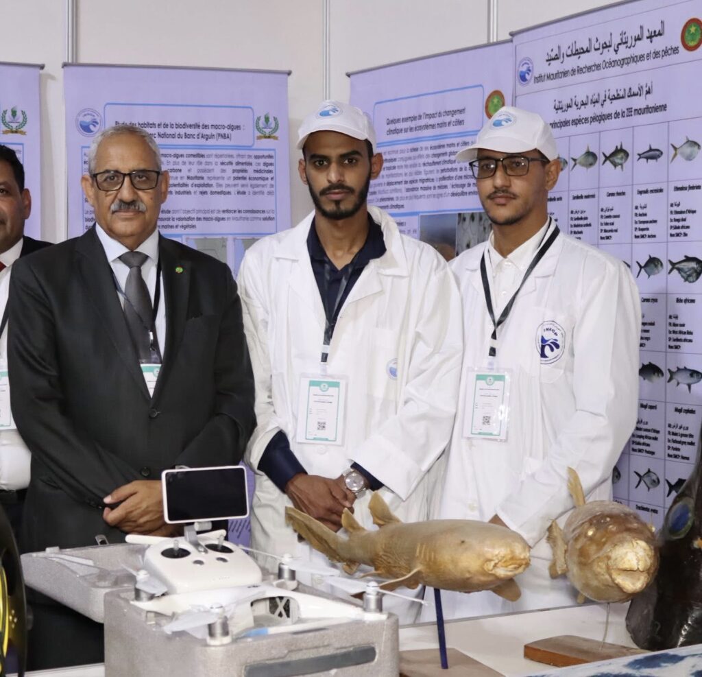 A group presenting aquaculture research at a conference, from an aquaculture job-seeker.